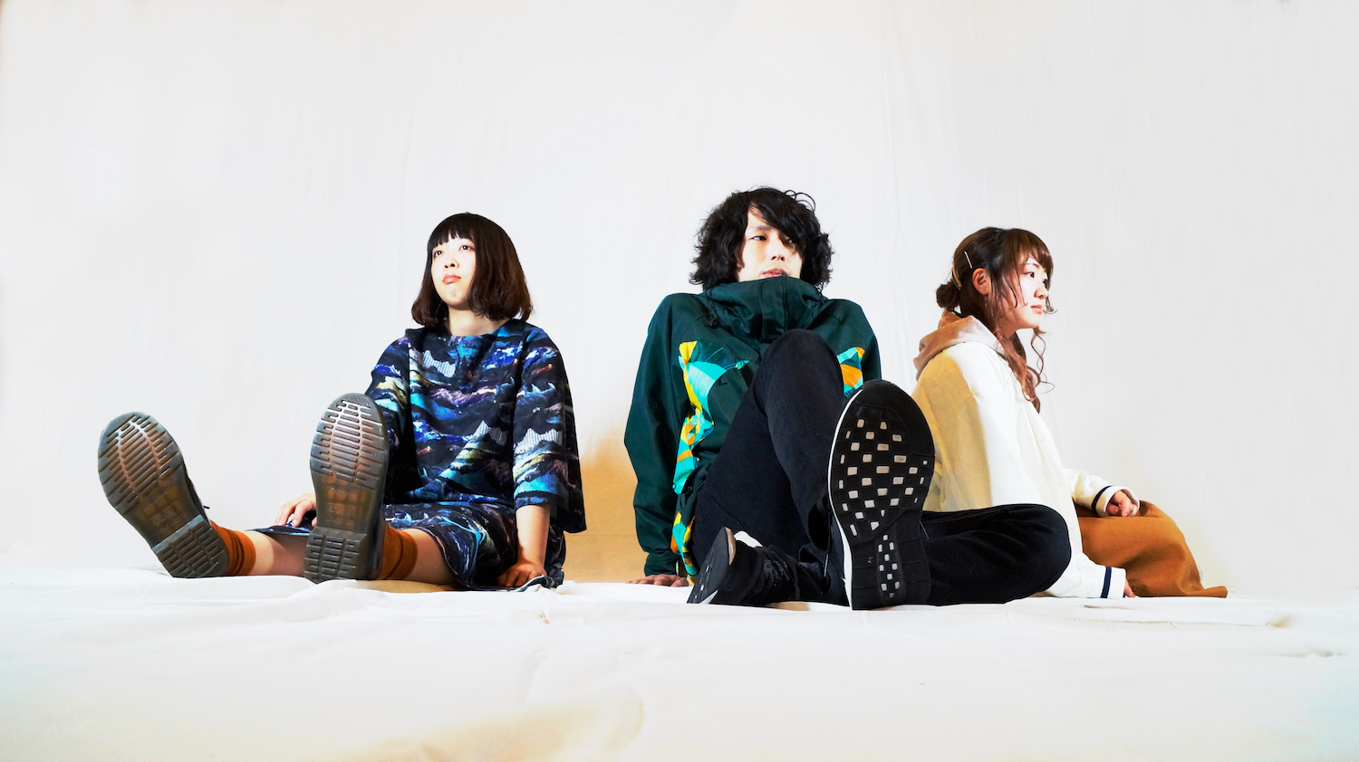 meh meh white sheeps ノスタルジックな詞世界と男女ツインボーカルで